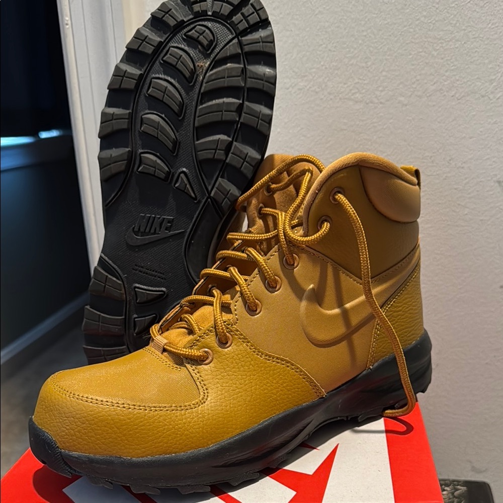 Nike Tan High-Top Boots